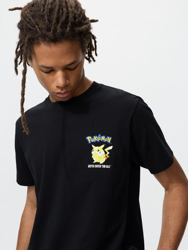 Pokémon 30th Anniversary - UT Short Sleeve Graphic T-shirt - Pikachu