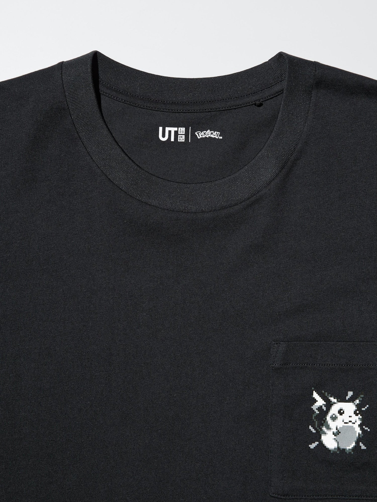 Pokémon 30th Anniversary - UT Short Sleeve Graphic T-shirt - Retro Pikachu
