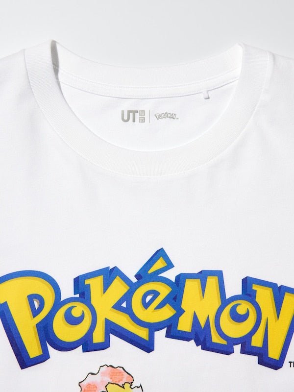 Pokémon 30th Anniversary - UT Short Sleeve Graphic T-shirt - Charizard - SparkLeaf TCG