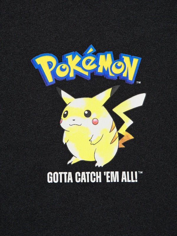 Pokémon 30th Anniversary - UT Short Sleeve Graphic T-shirt - Pikachu - SparkLeaf TCG